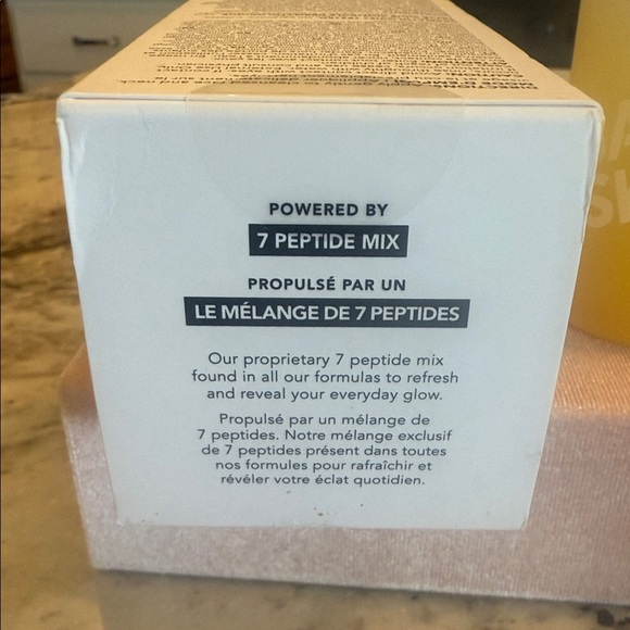 🍊🍊Saturday Skin 7 Peptide Vitamin C Bright Toner - Picture 2 of 3